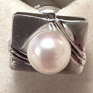 Tasmania Silver & Pearl Tie Pin In Original Box